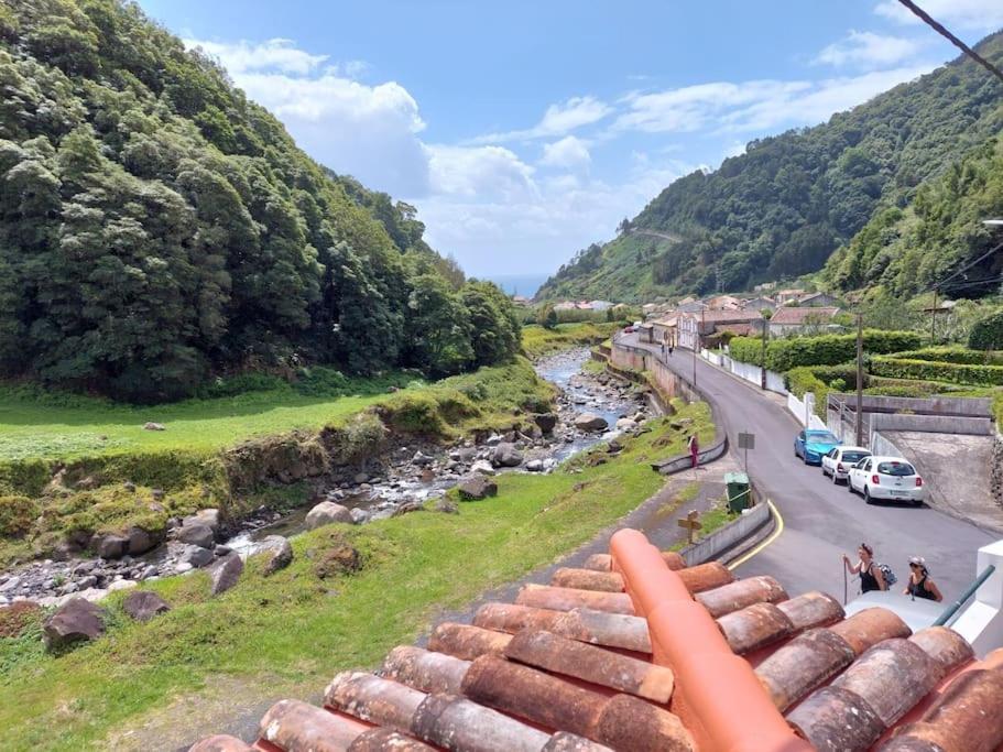 Casa Do Sanguinho Villa Faial da Terra ภายนอก รูปภาพ