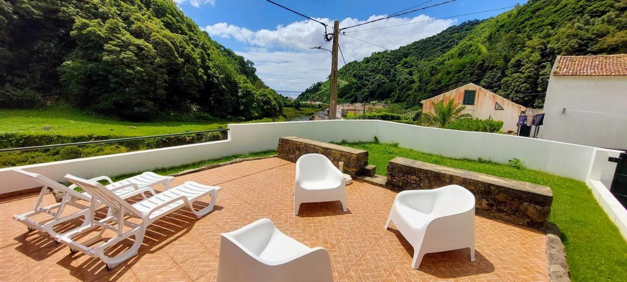 Casa Do Sanguinho Villa Faial da Terra ภายนอก รูปภาพ